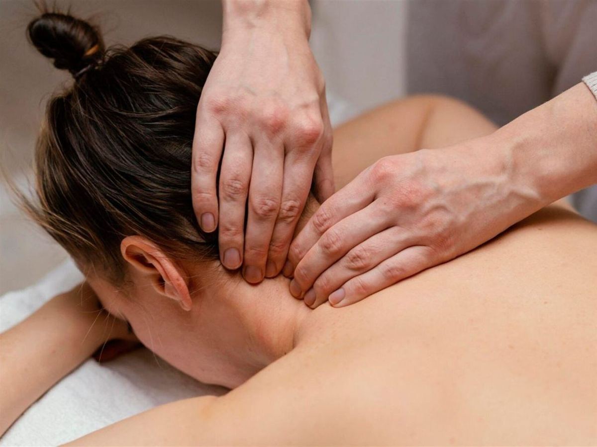 Stress relief massage focused on the neck and shoulders at Muchly Health Center in Fresno CA